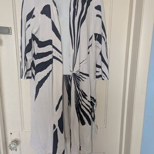Chico's Black and White Abstract Long Cardigan